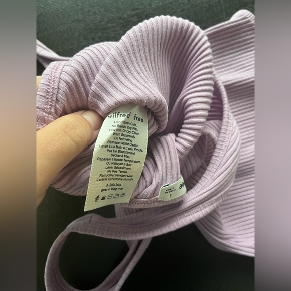 Aritizia Wilfred Free Size Small Sleeveless Lilac Spaghetti Strap Body Suit - Picture 3 of 5